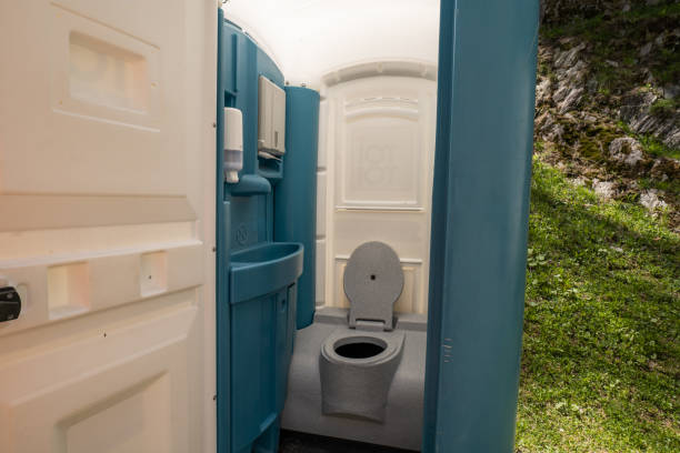 Best Portable restroom trailer rental  in Jellico, TN